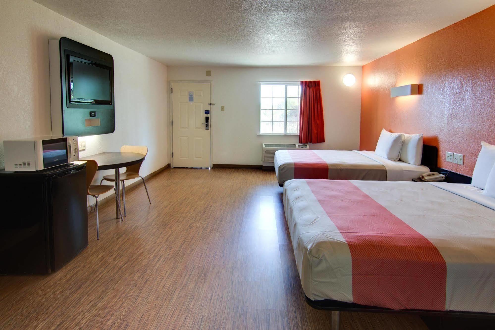 Motel 6-Mount Pleasant, Tx 外观 照片